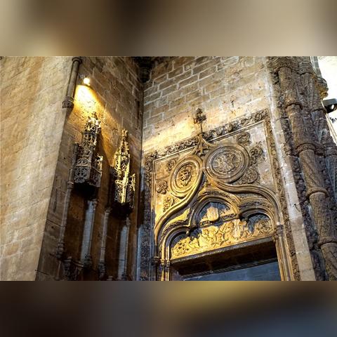 《我的世界》中世纪建筑速成攻略，轻松掌握建筑新技能