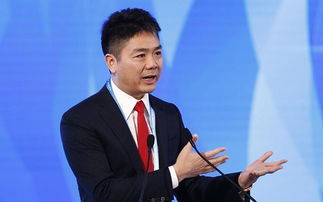 京东食堂温馨瞬间：刘强东父母亲临现场，朴素身影传递家国情怀