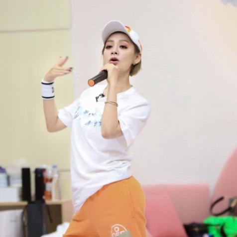 《三男一狗》DLC奇遇：逆龄奇缘，独他青春常驻