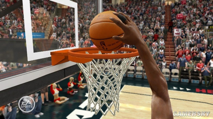 《NBA LIVE 10》深度体验：揭秘篮球盛宴新篇章