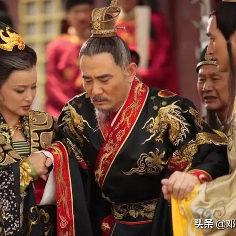 《流放之路2》第四赛季职业解析：揭秘新玩法与平衡之巅