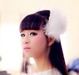 甜茶金小妹合照换头：别样风姿惊艳亮相