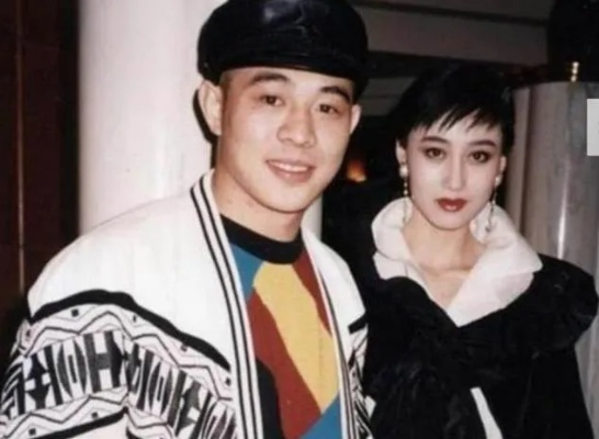 李连杰30年财富归零：收入全上交，利智成唯一受益者