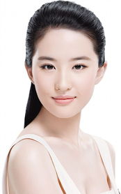 刘亦菲新照引热议：足弓惊艳，完美度爆表！