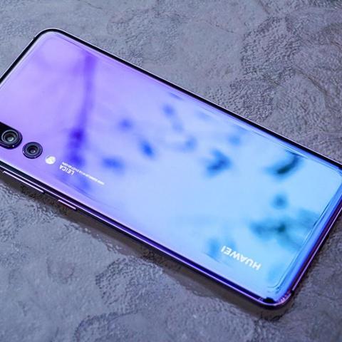 iPhone 18 Pro颠覆性新形态曝光，引领安卓玩家新体验