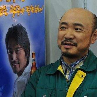 爆胎囧途升级记：黄晓明赶飞机蹭大货车新体验