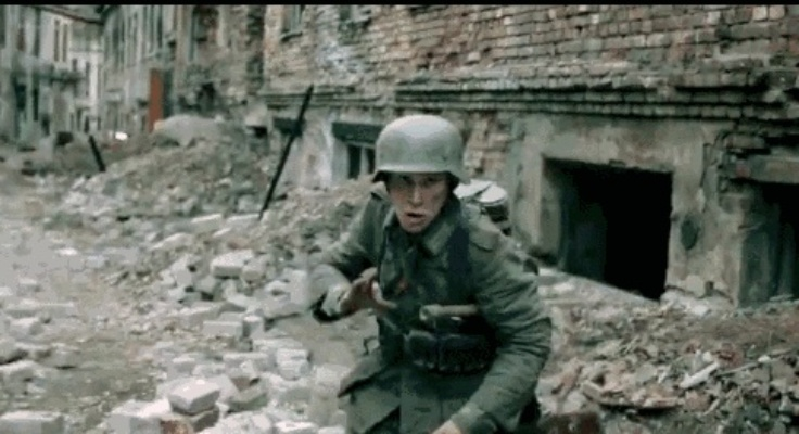 《战地1》冲击手榴弹实战攻略：掌握精准投掷技巧，一击制胜！