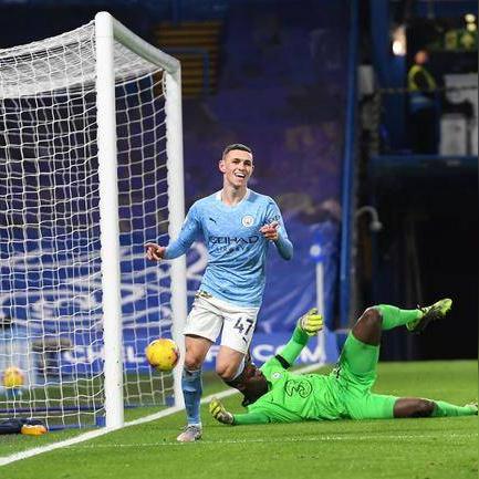 奇招显神通，医生妙手回春救颈离老人