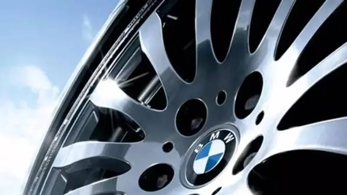 宝马防篡改螺丝专利创新解密：技术革新守护汽修安全