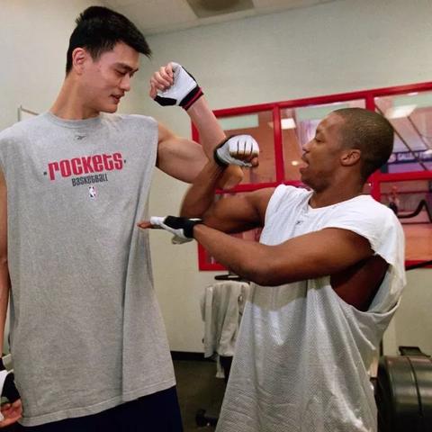 永恒之塔私服，2025年高爆率怀旧版如何颠覆你的游戏体验？