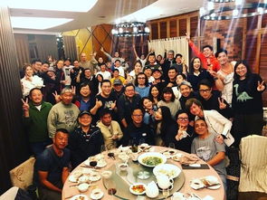 电竞巴菲特Faker庆功宴席位炒热，隔壁桌目睹他吃出万元新体验