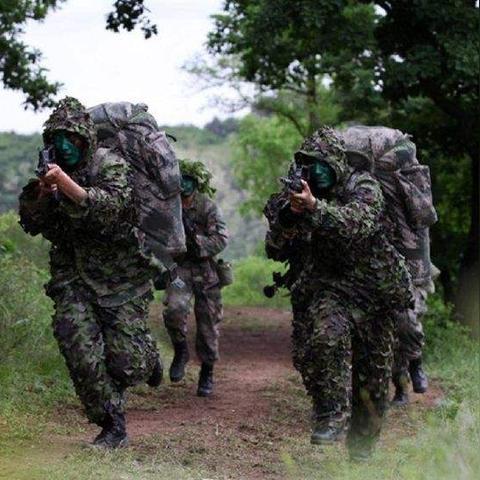 《绿色地狱》地狱模式攻略：深度解析全流程技巧揭秘秘籍