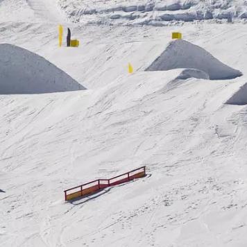 超级地城之光官网，2025年独家秘笈大放送，为何玩家们都在疯狂搜索它？