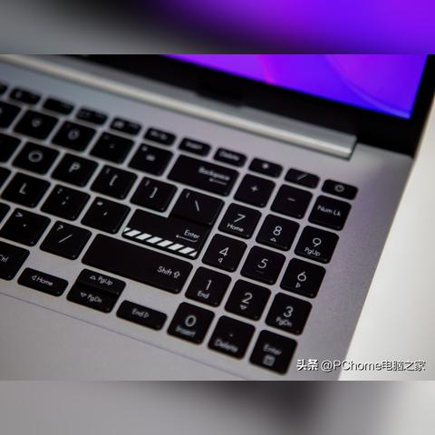 华硕显卡电源接口偏移引争议，否认设计缺陷真相曝光