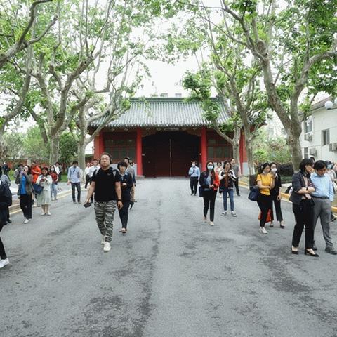 沉浸式解谜巨作《纪念碑谷》两部曲：视觉奇观，挑战极限！