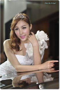 日系韩风模特新宠：萌态自信，微肉魅力绽放