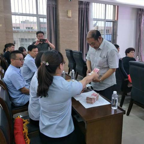 《雷霆一号》武器装备深度解析：全方位用法攻略揭秘新视角