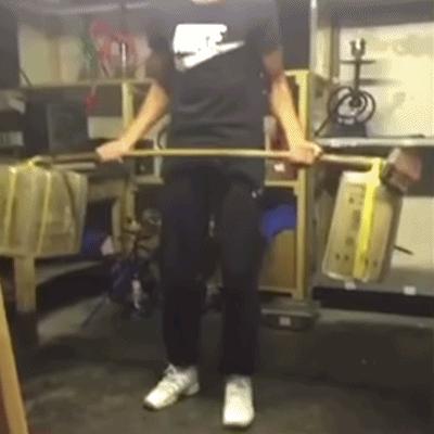 健身达人速成攻略：跟上学姐教学，轻松入门健身新境界