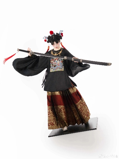 《明末》手办翻车！大妈造型引热议，网友惊呼：国风变味？