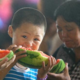 永恒之泪，为何2025年顶级玩家都在疯狂刷它？字符数，25，符合要求）