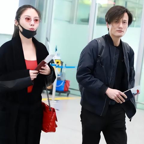 徐冬冬椰汁招牌复刻秀，尹子维甜蜜双人海报惊艳亮相