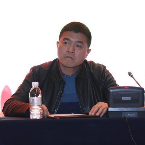 《勇者斗恶龙英雄》深度体验：探秘新篇章，畅游奇幻世界