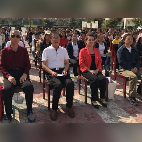 山东村庄300户，博士17位硕士55位，学识比拼新风尚