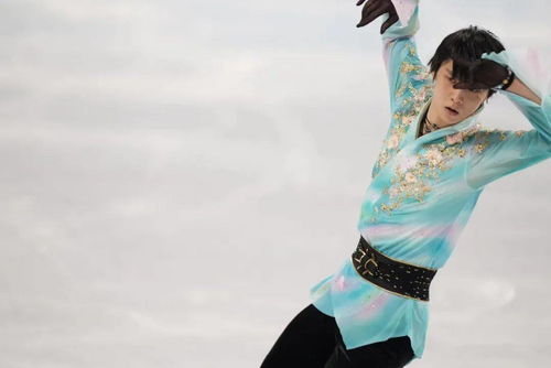 巨肩滑体美照，申才恩剑星新姿令人陶醉