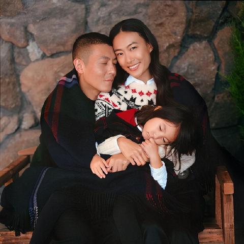 学姐风华绝代，陈冠希沧桑蜕变揭秘新风采