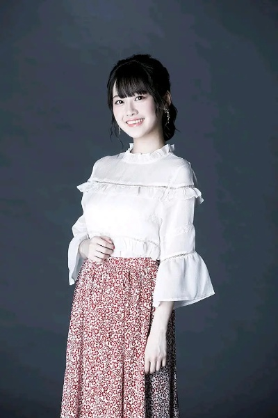 声优楠木灯喜结连理，男粉丝怒斥婚前敛财，积蓄被骗光！