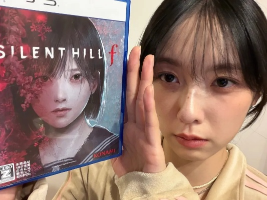 豪掷三万！日本乐队主唱加藤小夏倾情演绎《寂静岭f》新篇章