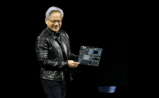 黄仁勋回应显卡价格过高：重启旧款GPU生产，性价比新选择