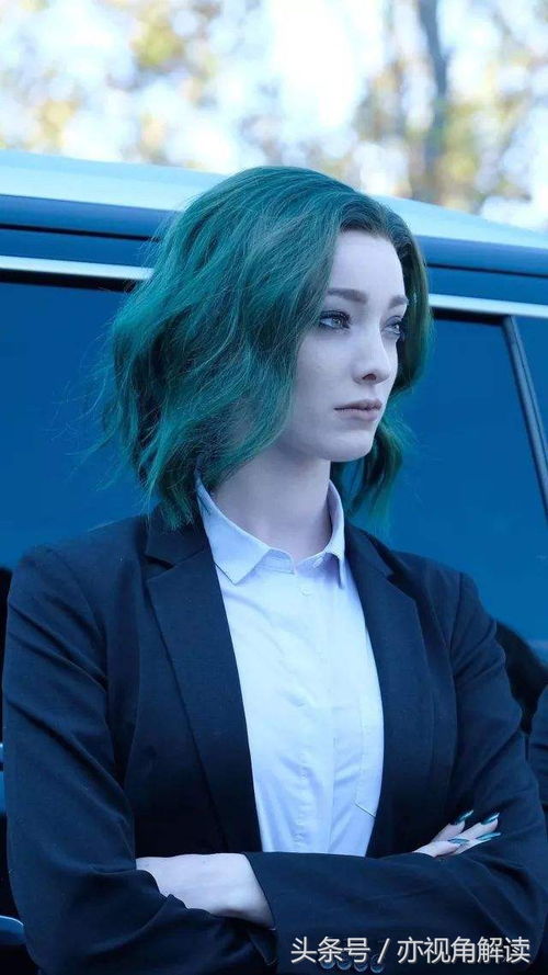 剑星申才恩美照曝光：灰毛衣下的星辉璀璨