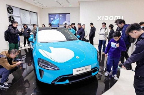 小米SU7车模遭拒，雷军上市后自购尝鲜体验