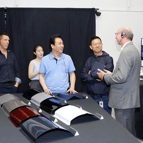 雷军挑战特斯拉，YU7与Model Y巅峰对决即将开启