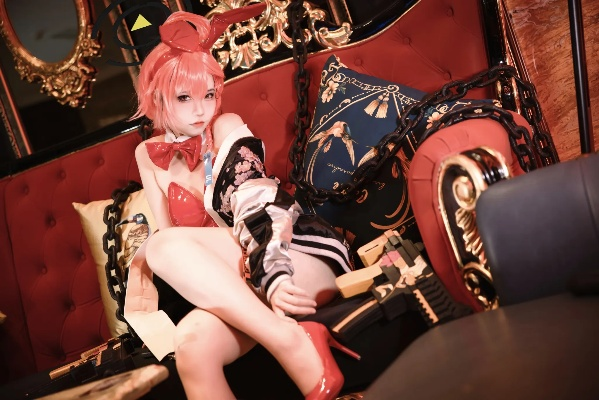 极致视觉盛宴！4K200帧兔女郎黑丝诱惑，爽玩体验新境界