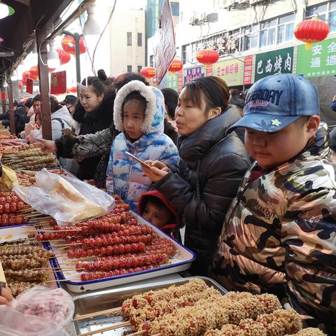 萝卜保卫战火爆升级，人潮涌动胜虫潮