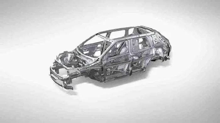 车身材料强度并非极致至上，揭秘理想高管谈平衡之道