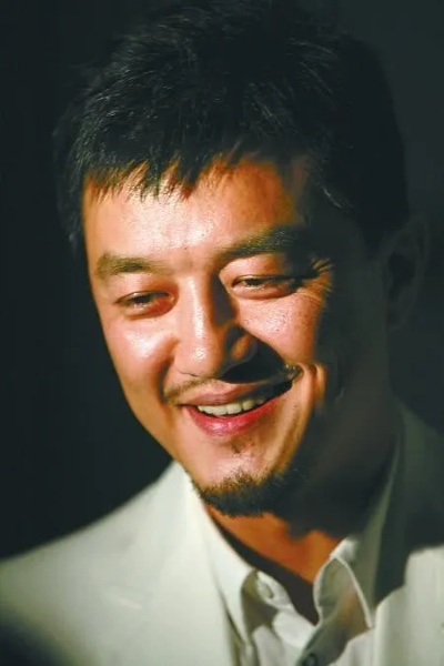 李亚鹏承诺坚守：嫣然医院债务处理至终