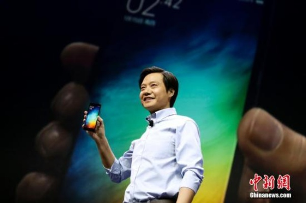 雷军互动惊现神秘“抱拳”，删帖背后黑怕真相揭秘！