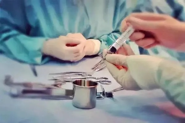 术后喜中百万大奖，丈夫惊悉麻药效未退！