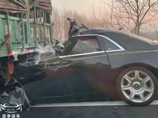 劳斯莱斯托运翻车车主索赔，法院判决车险拒赔真相揭晓！