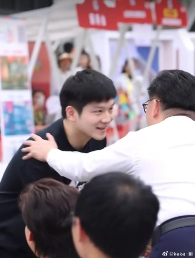 樊振东路捐近280万，公益力量筑心路