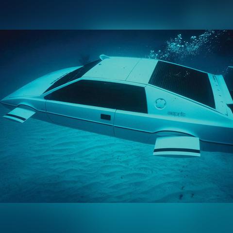 《007》新游机制革新，长官确认：我是自己人，揭秘潜行新价值