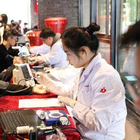 热血传奇官网下载遇瓶颈？神兵重铸终极通道在此！