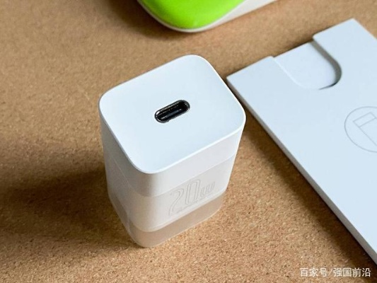 小米140W充电神器震撼上市，8口合一华为苹果通用，充电新纪元！