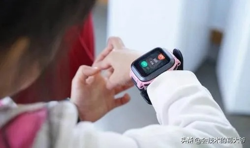 1399元儿童手表巅峰之作：小米小天才挑战史无前例！