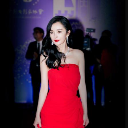 《光与影33号队》创纪录夺“年度最佳”荣耀！