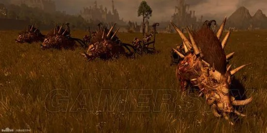 《战锤全面战争》野兽人DLC英雄与兵种深度解析：全面对比解析新视角