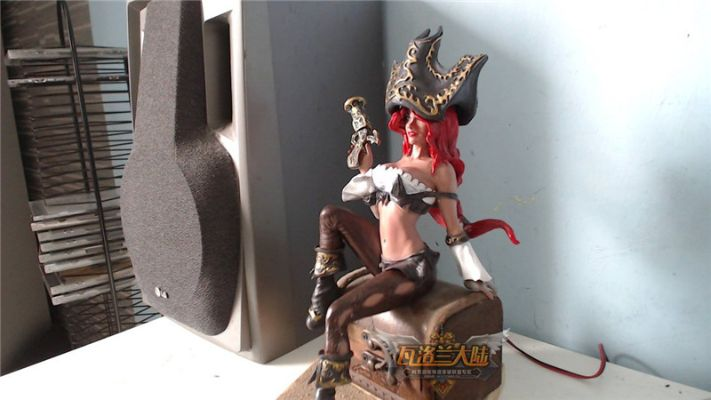 蕾塞手办肌肤触感震撼升级，超逼真硅胶还原恶魔魅力